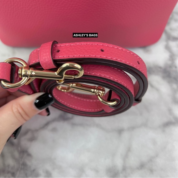 Coach Town Bucket Bag Crossbody Handbag In Strawberry Haze - Picture 10 of 12